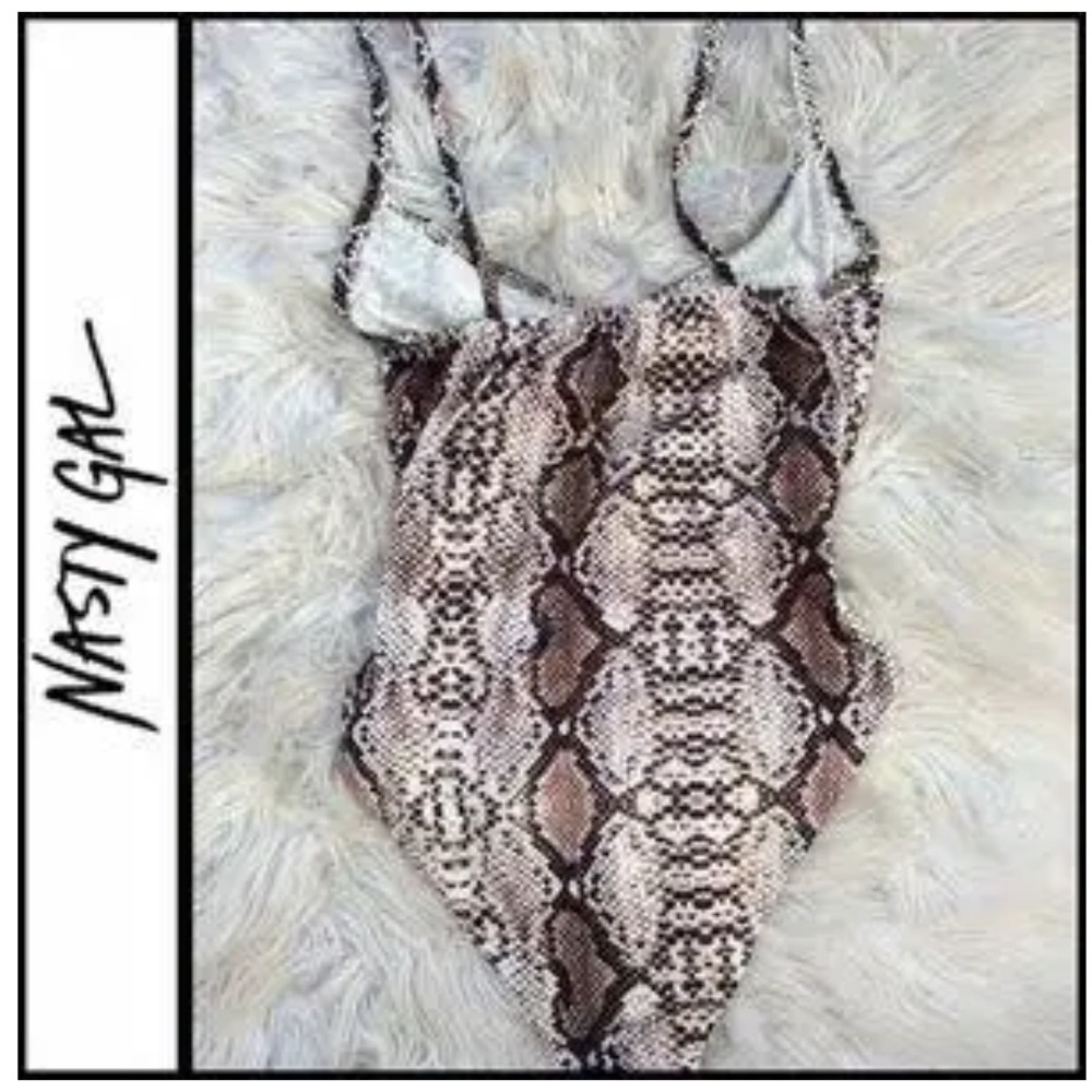 Nasty Gal Snake Print Tie Bodysuit - Picture 5 of 8